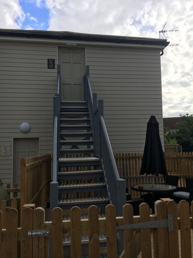 The Dog And Duck Suffolk Apartment Удбридж Екстериор снимка
