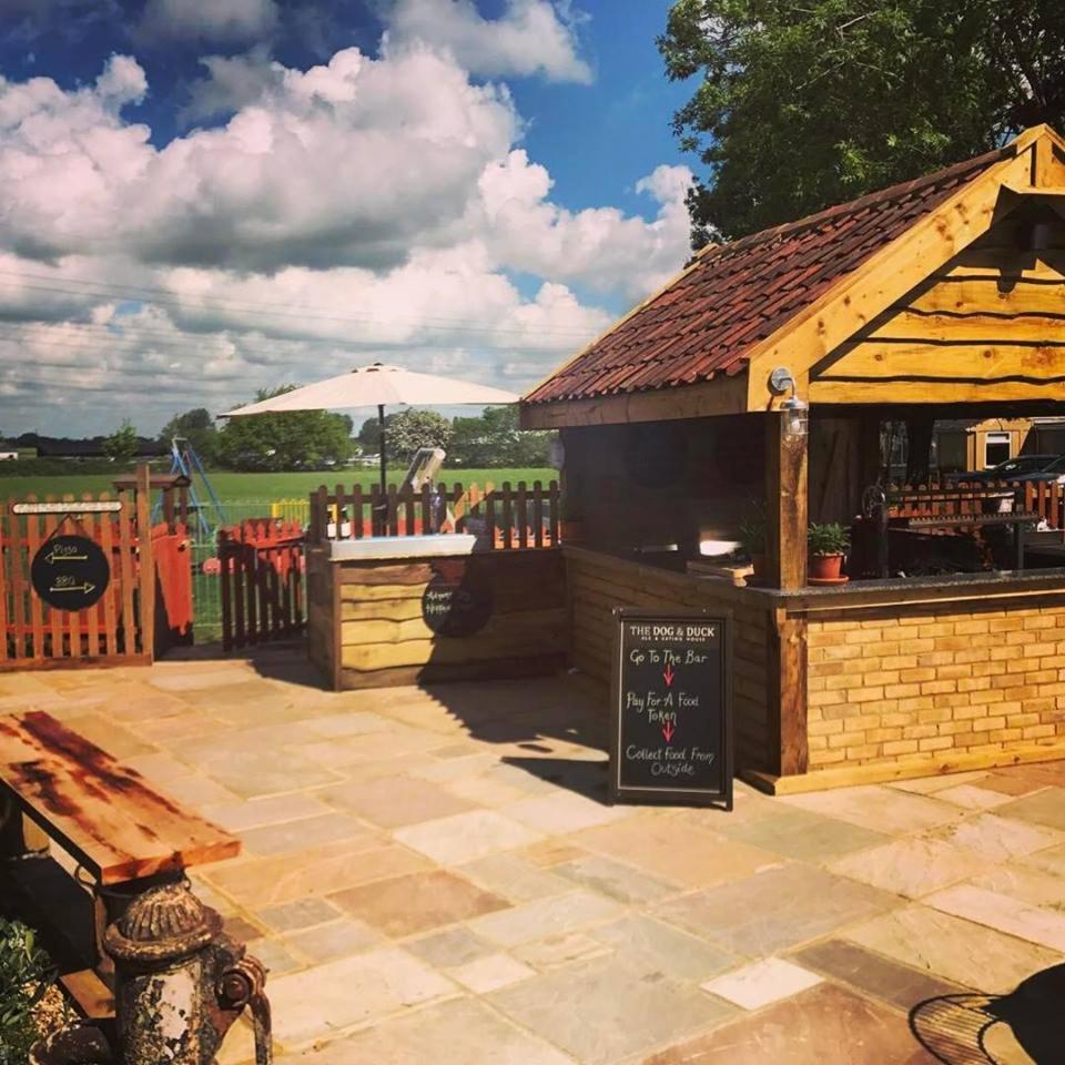 The Dog And Duck Suffolk Apartment Удбридж Екстериор снимка